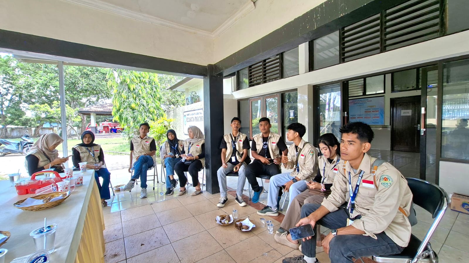 Peringati HUT ke-80, Pemdes Kidang Sambut Bendera Pataka Lombok Tengah